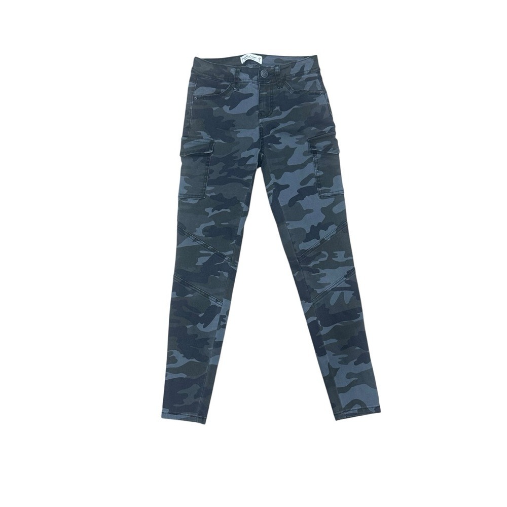 Vanilla Star Camouflage skinny leg ‎ cargo pocket pants size 0